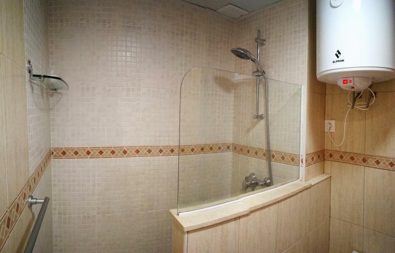 White Stones In Apartment *